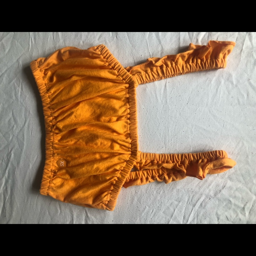 NWOT Me to We crop top